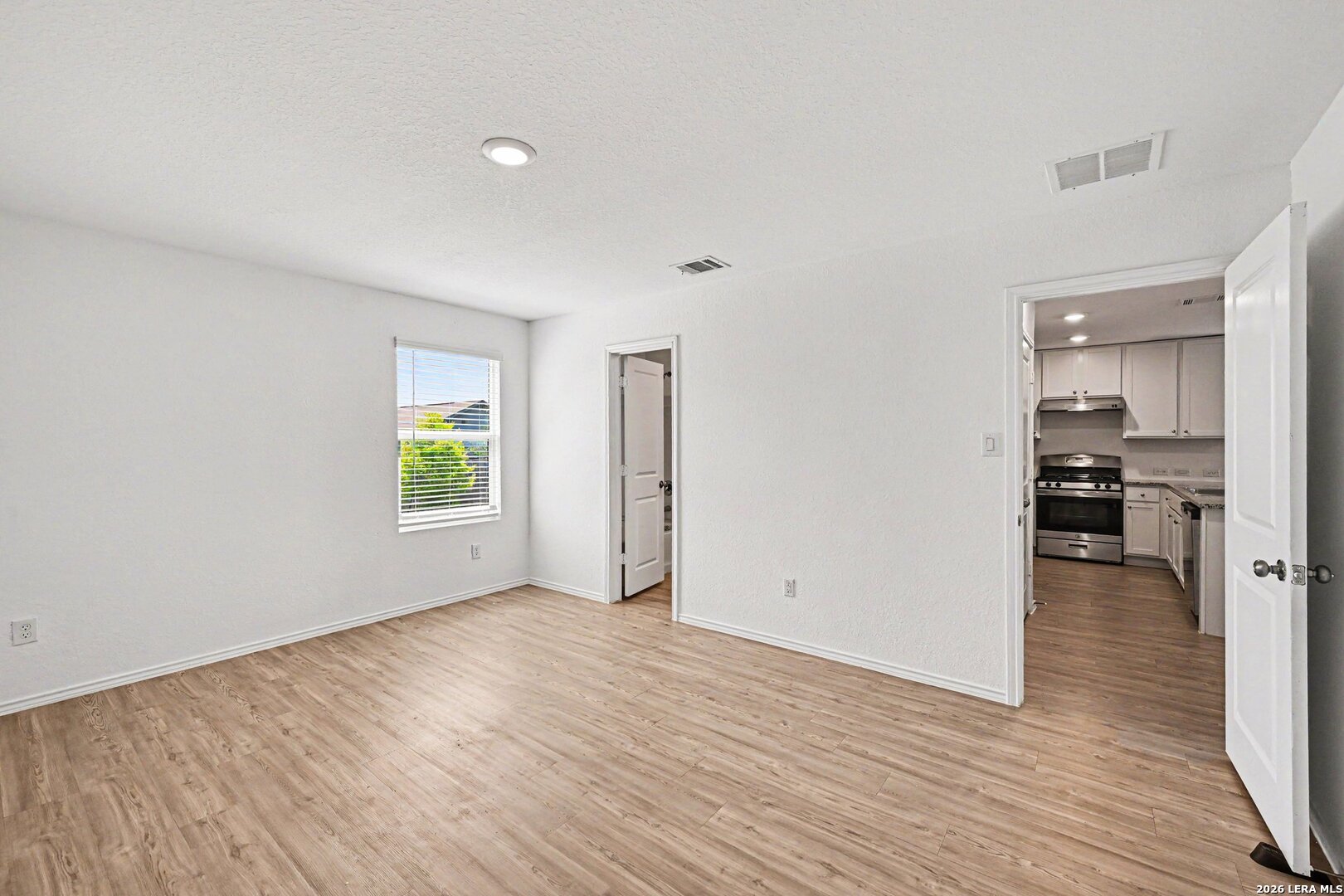 5450 DAPHNE PATH, ,  78253 — photo 1