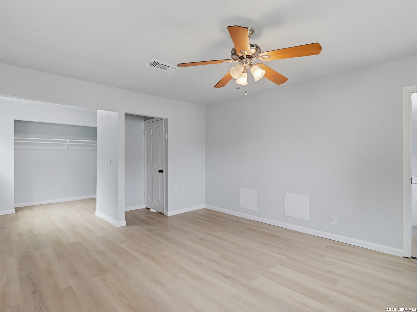 8010 Shadow Forest, ,  78239 — photo 1