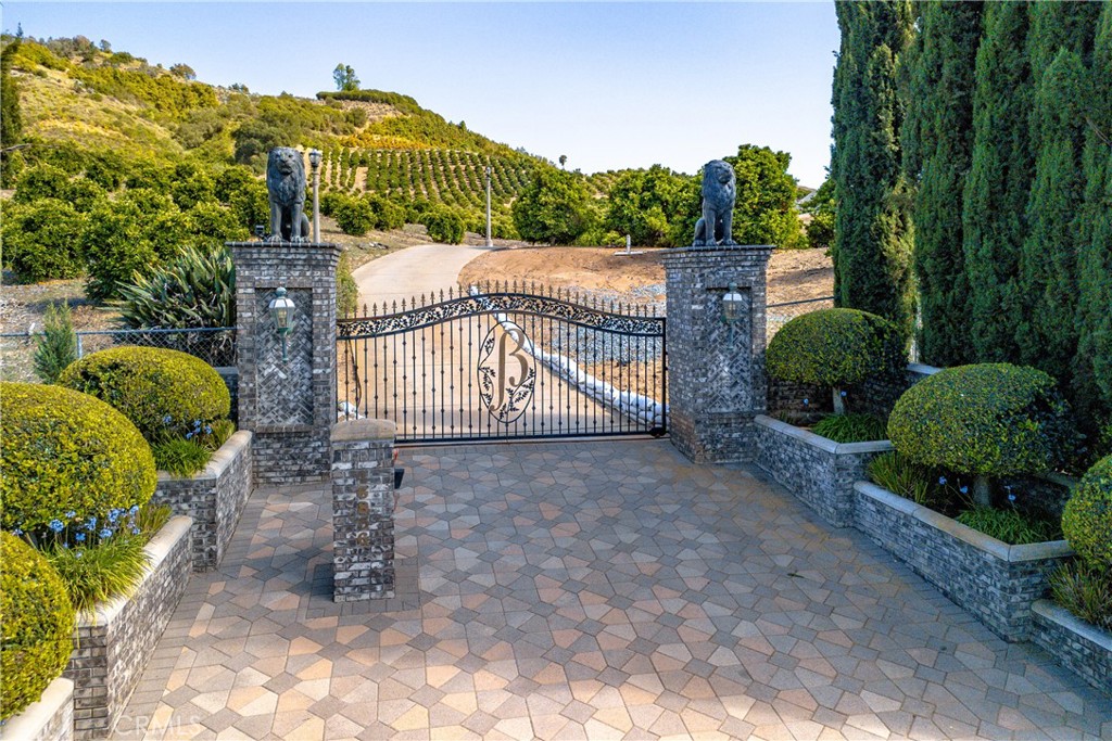 46856 El Prado, Temecula, CA 92590 — photo 1