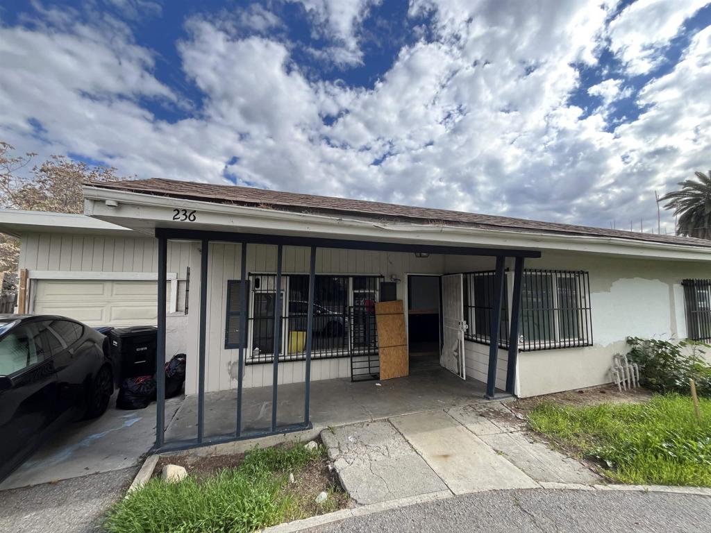 236 S San Jacinto Street, Hemet, CA 92543 — photo 1