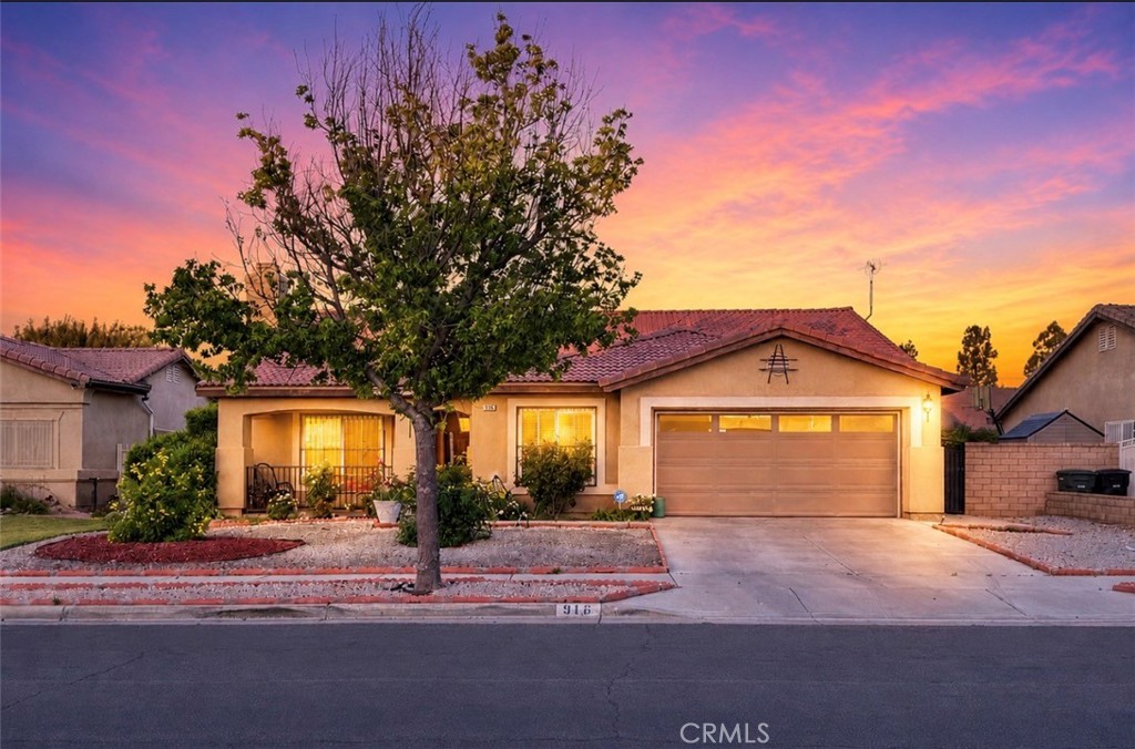 916 Roxanne, Hemet, CA 92543 — photo 1