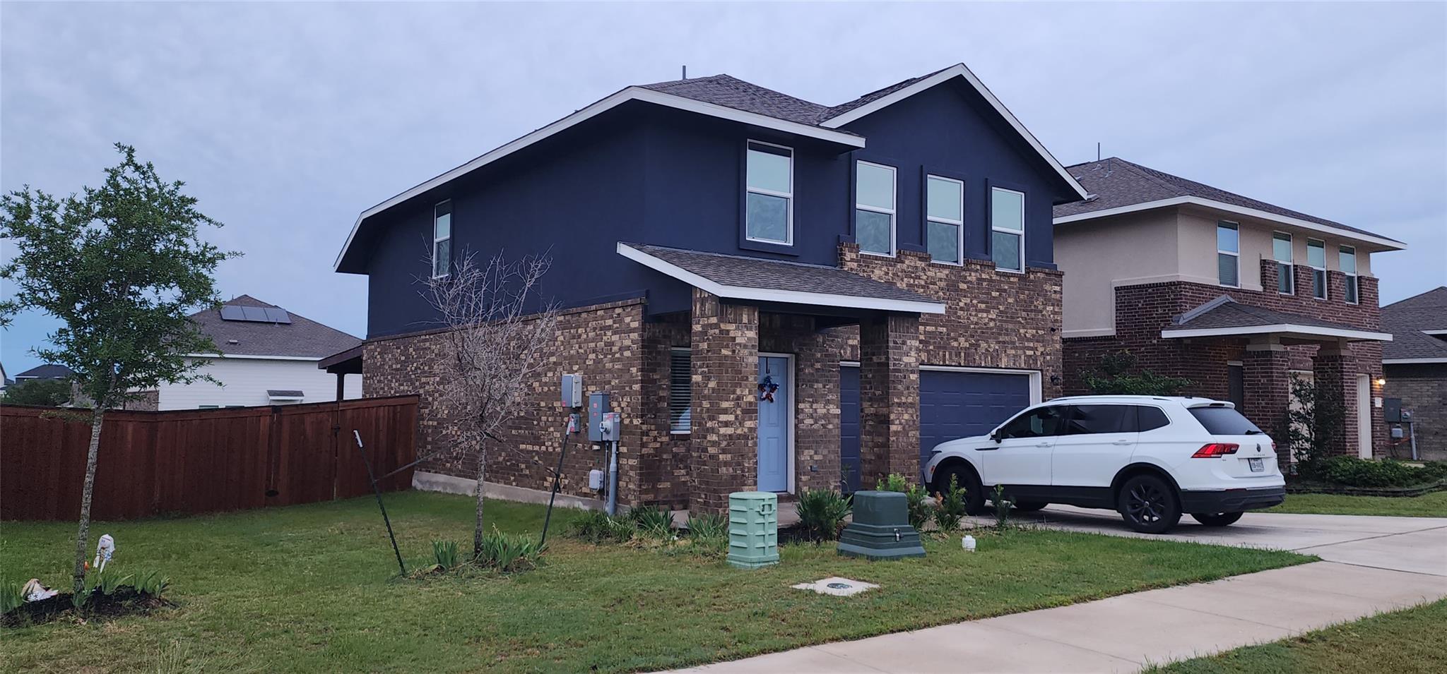 209 Standing Rock Ln, Marble Falls, TX 78654 — photo 1