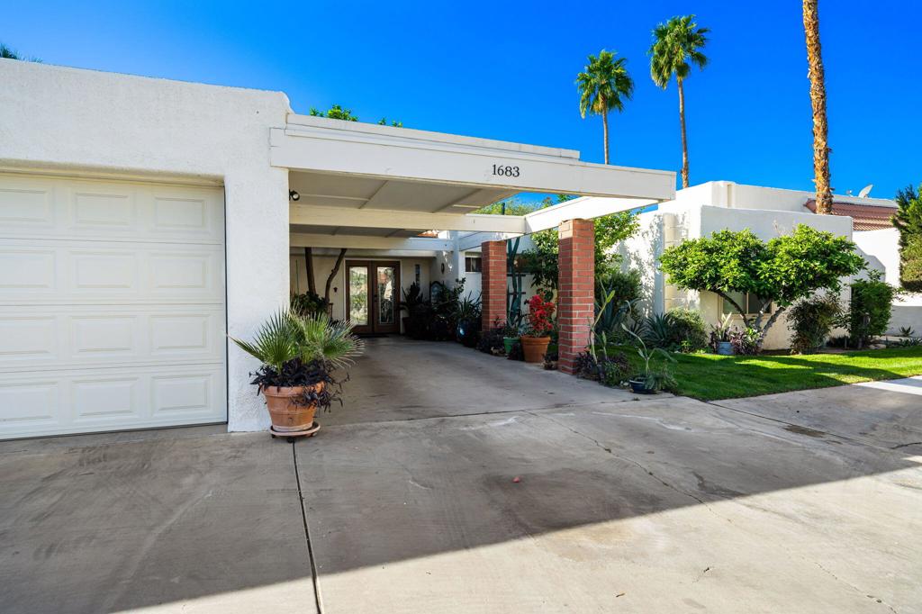 1683 Tam O Shanter Plaza, Palm Springs, CA 92264 — photo 1