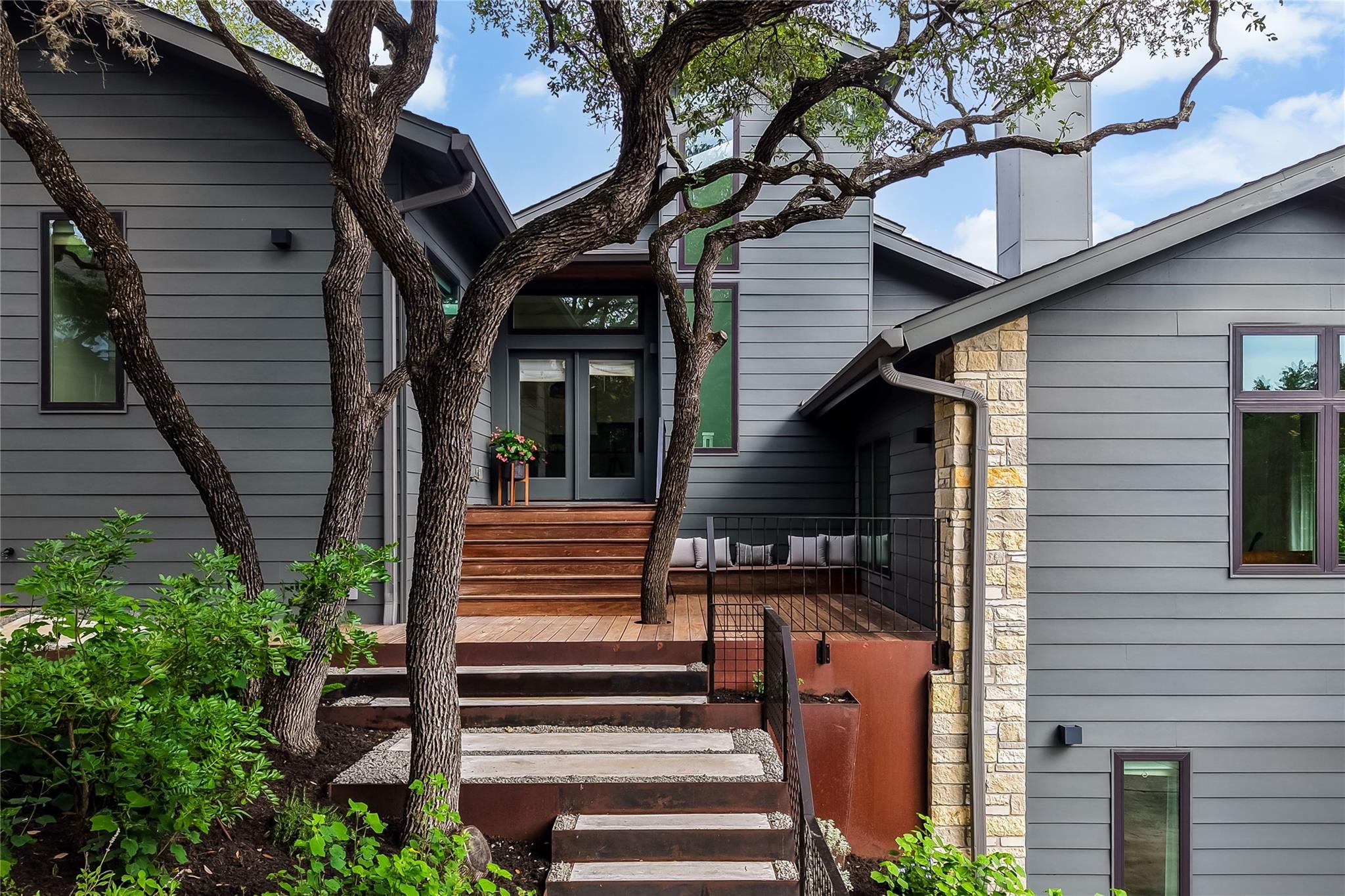 5801 Valley, Austin, TX 78731 — photo 1