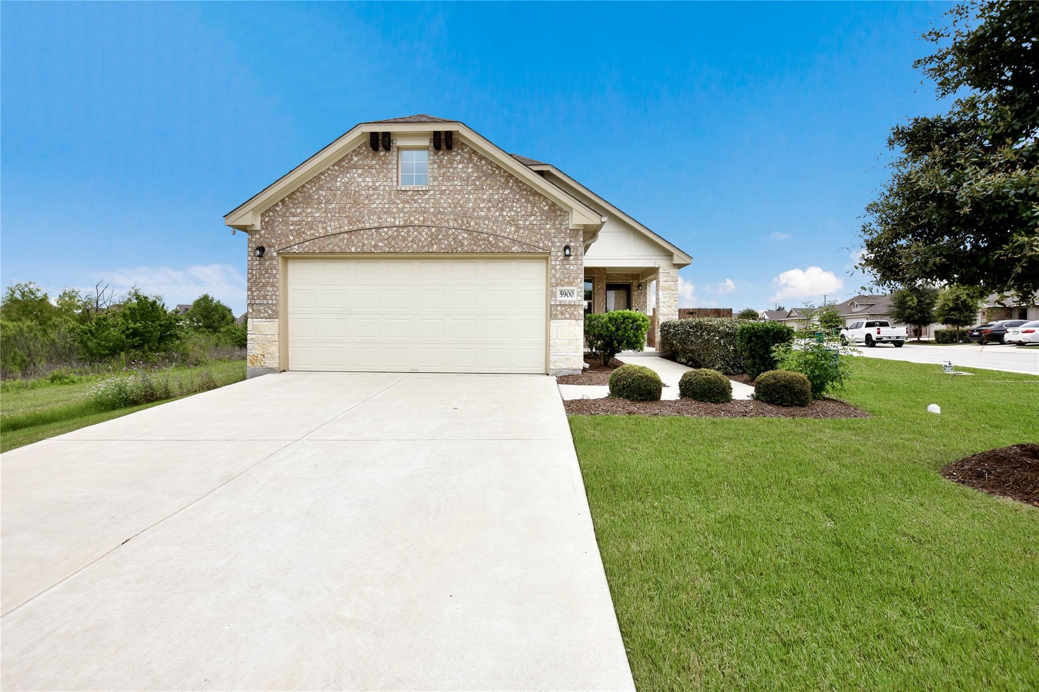 5900 Principale, Pflugerville, TX 78660 — photo 1