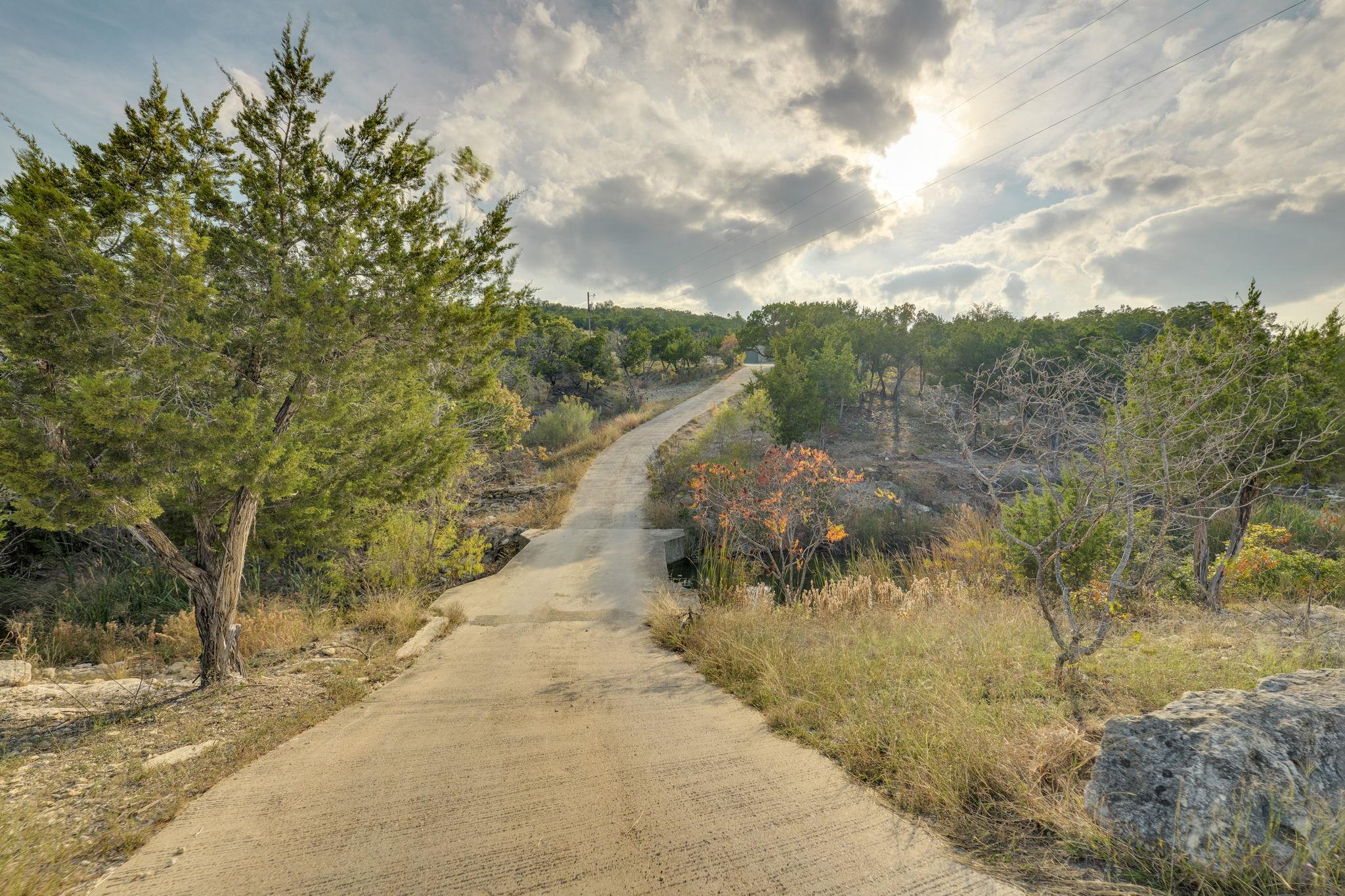 10837 Deer Canyon, Jonestown, TX 78645 — photo 1