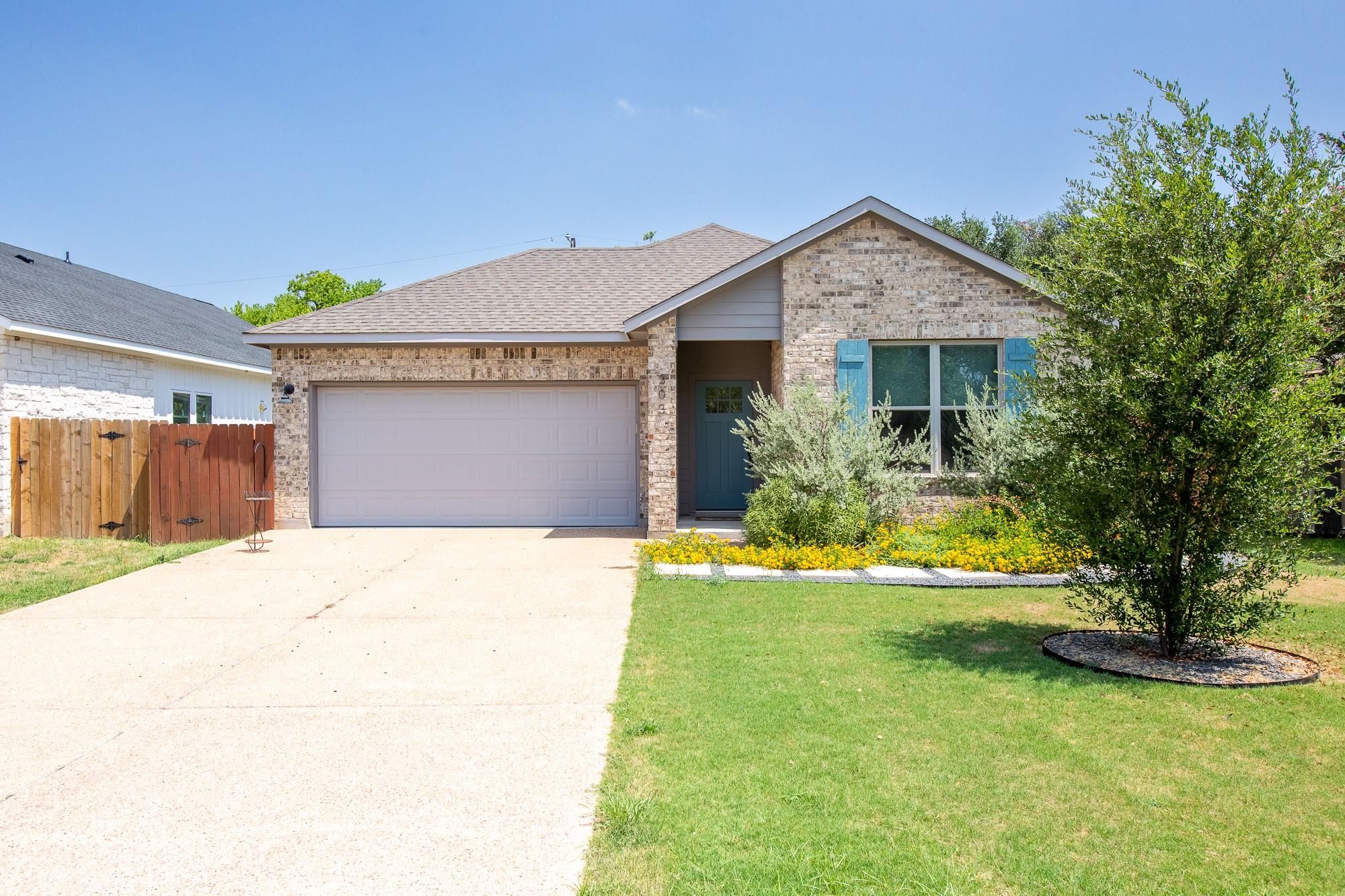 303 Browning, Manor, TX 78653 — photo 1