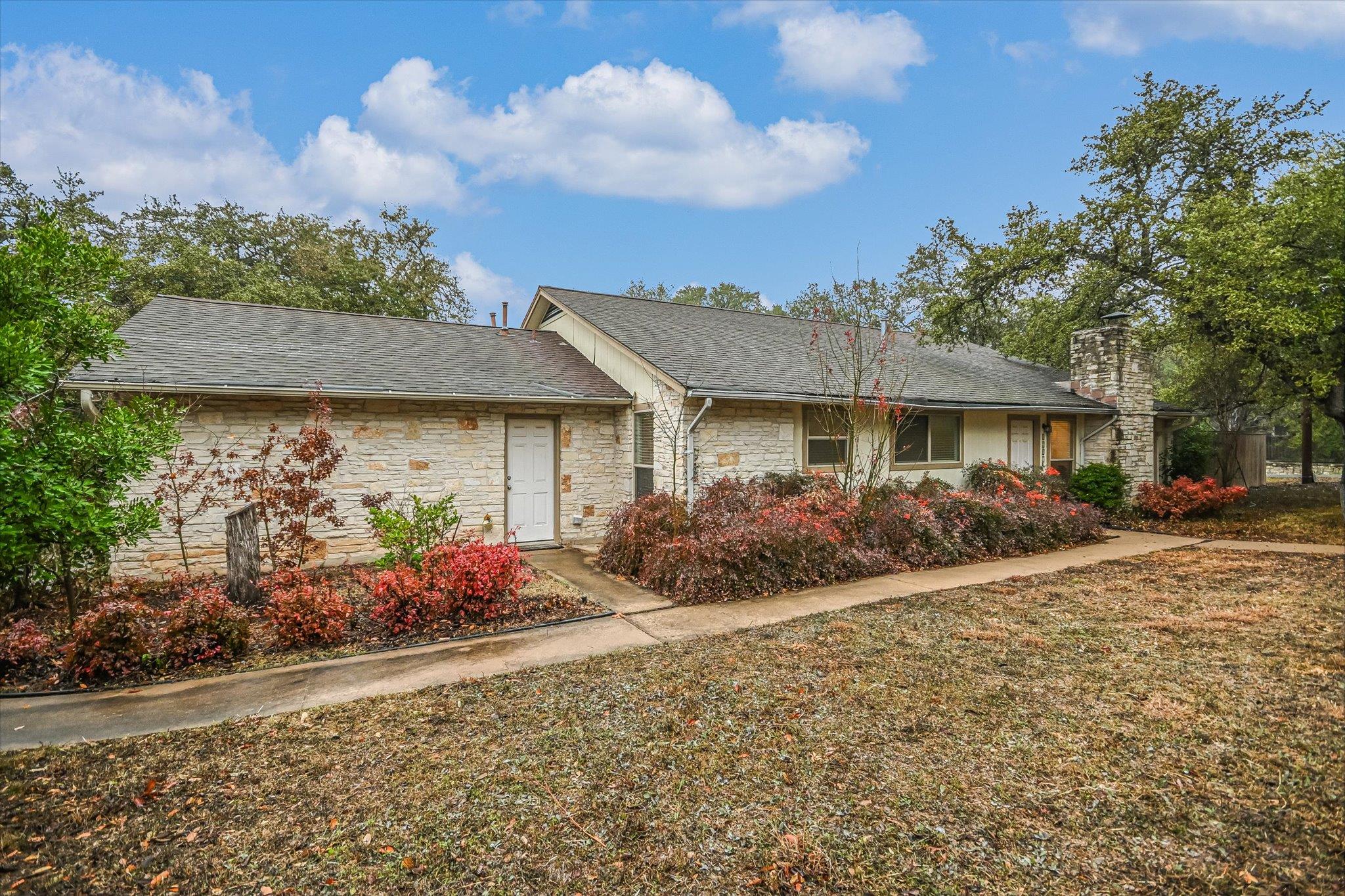 3207 Eanes Circle, Austin, TX 78746 — photo 1