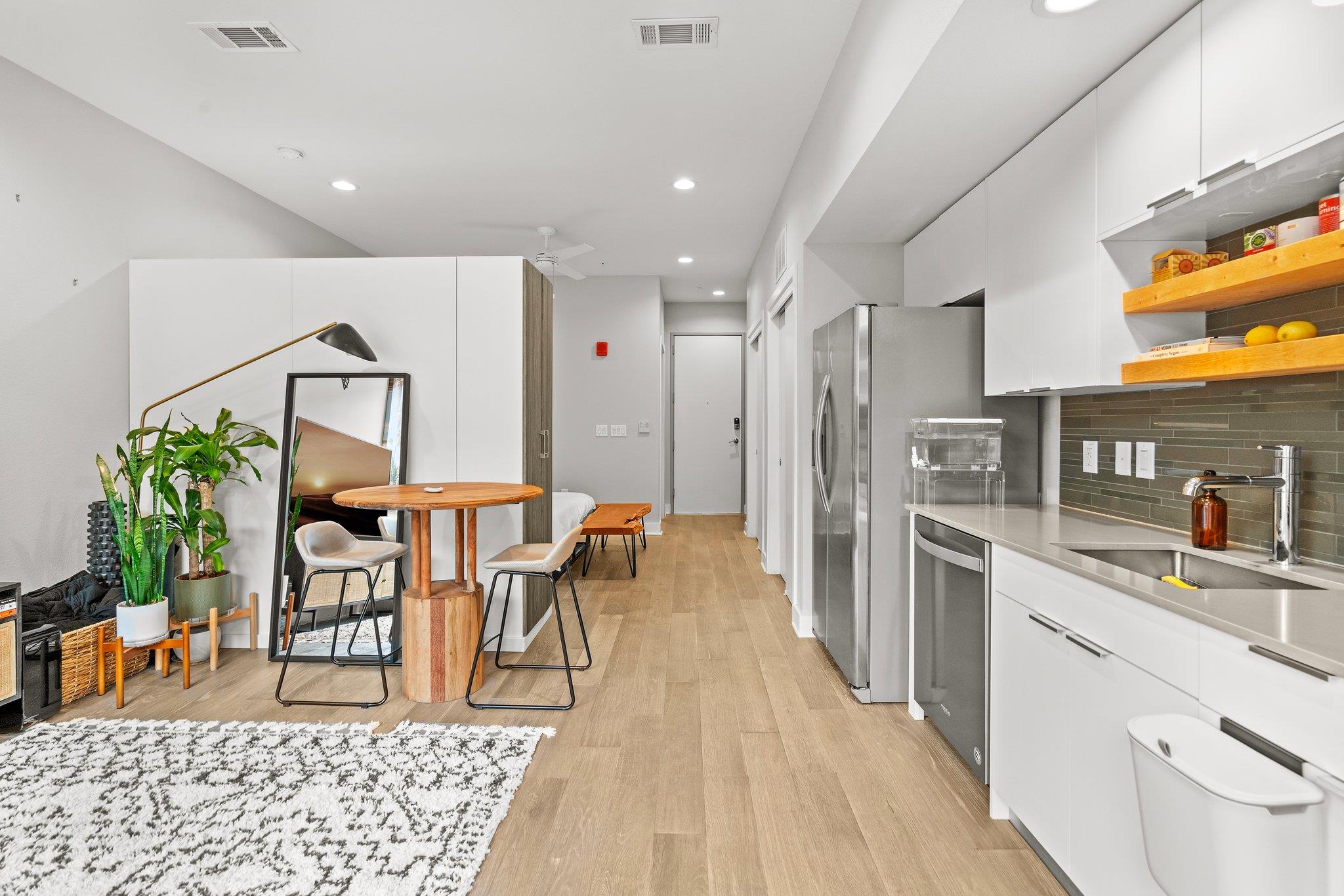 1800 4th, Austin, TX 78702 — photo 1