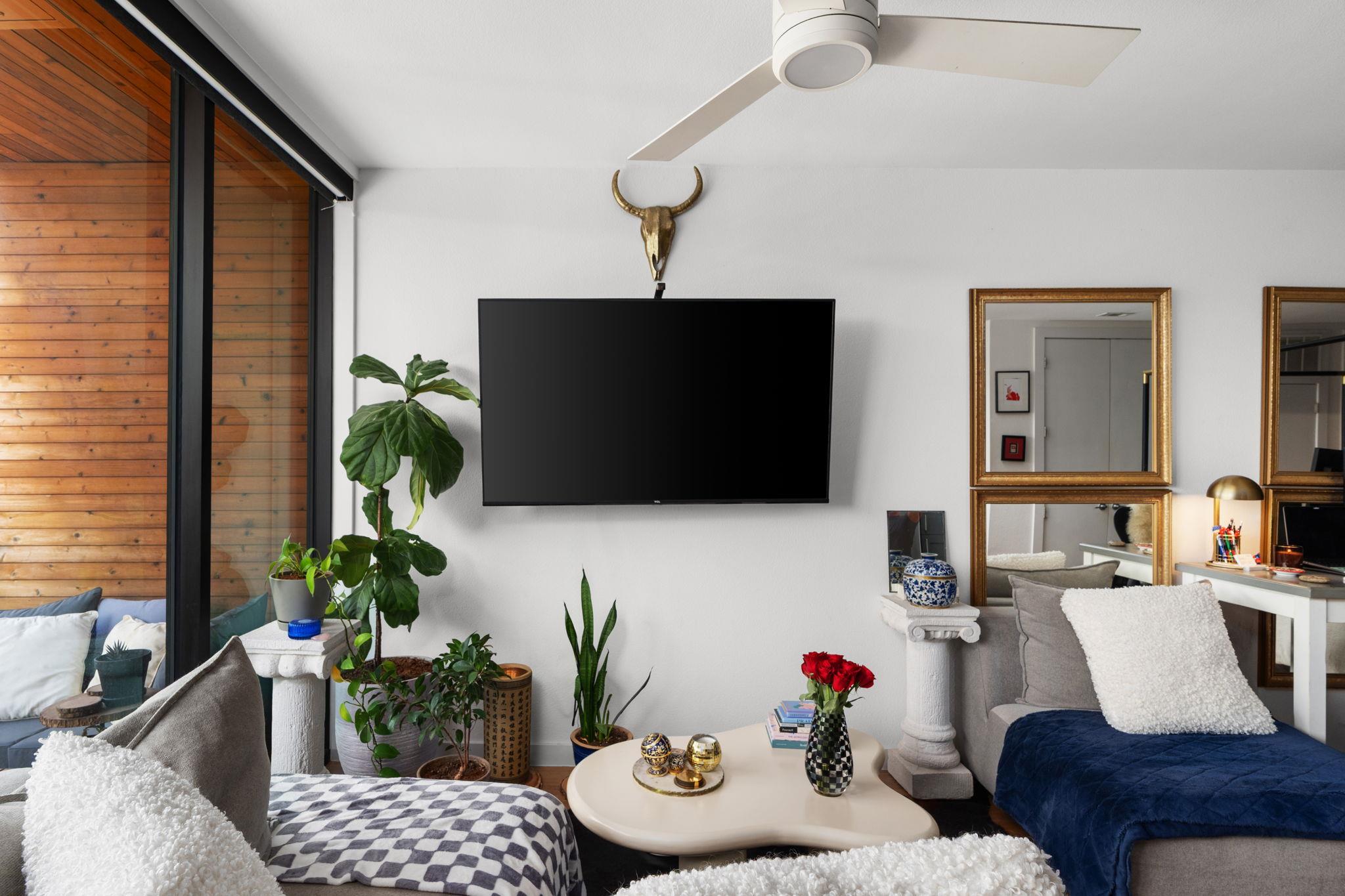 900 1st, Austin, TX 78704 — photo 1