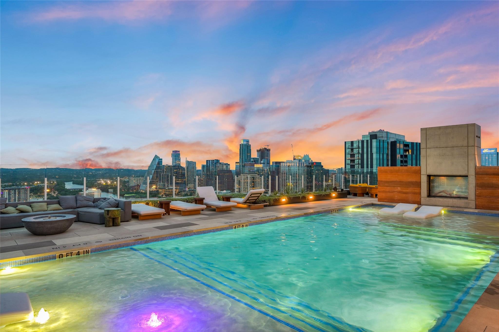48 East, Austin, TX 78701 — photo 1