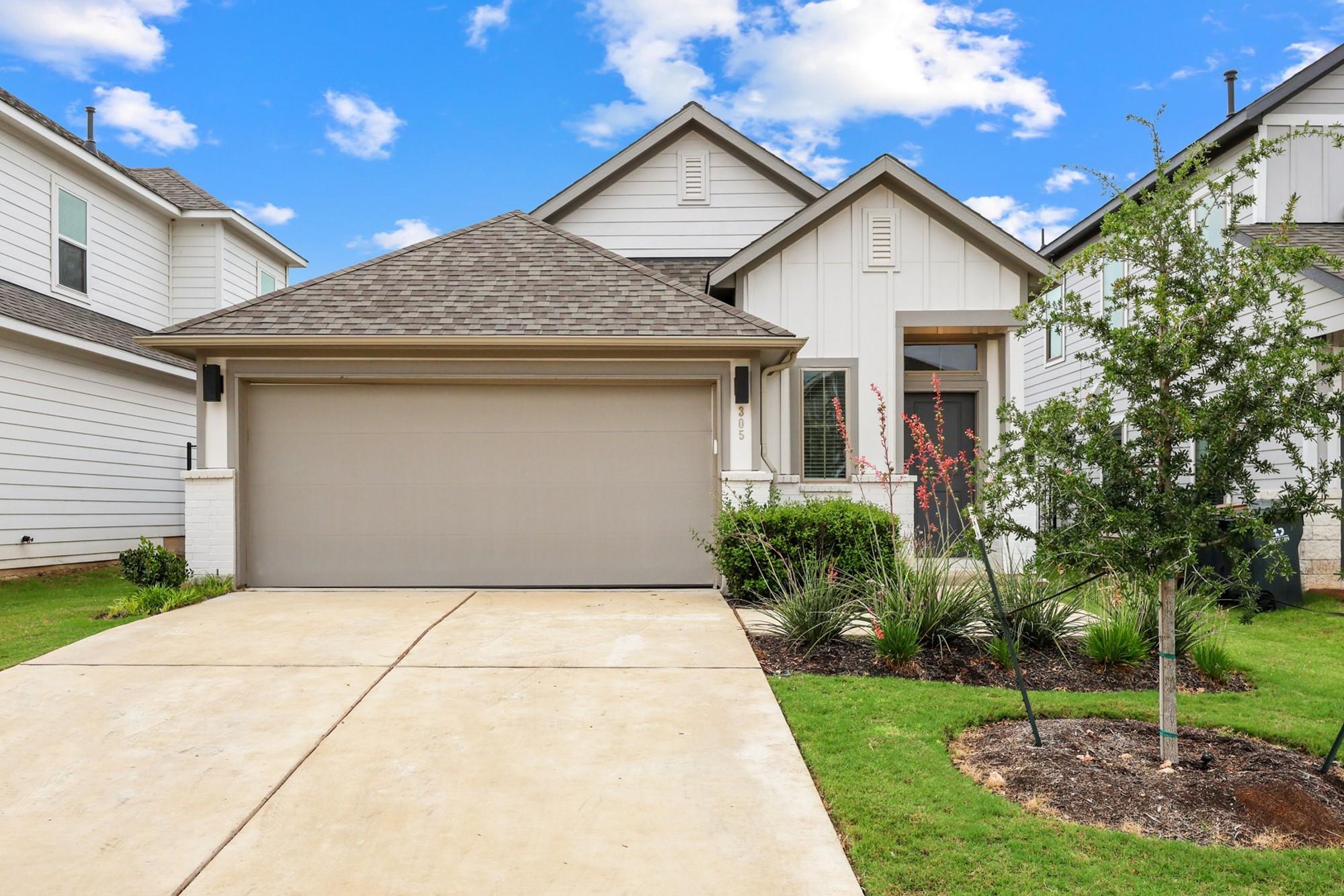 305 Banyon, Liberty Hill, TX 78642 — photo 1