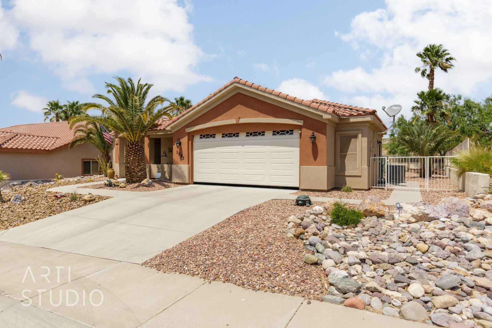 1093  Lake View Dr, Mesquite, NV 89027 — photo 1