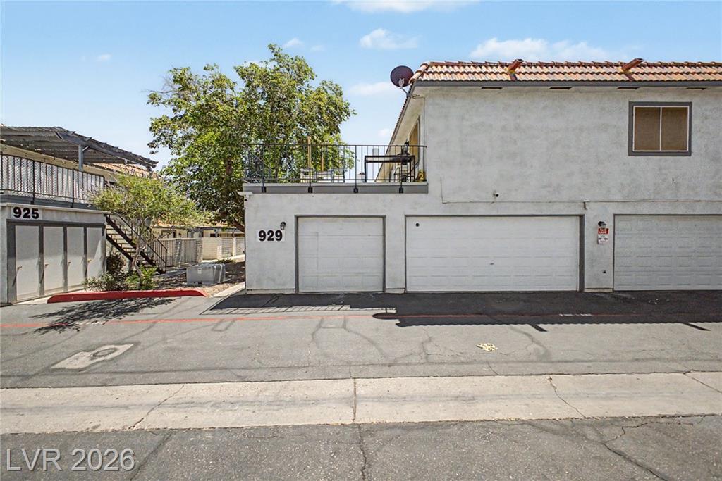 929  Willow Tree Drive, Las Vegas, NV 89128 — photo 1