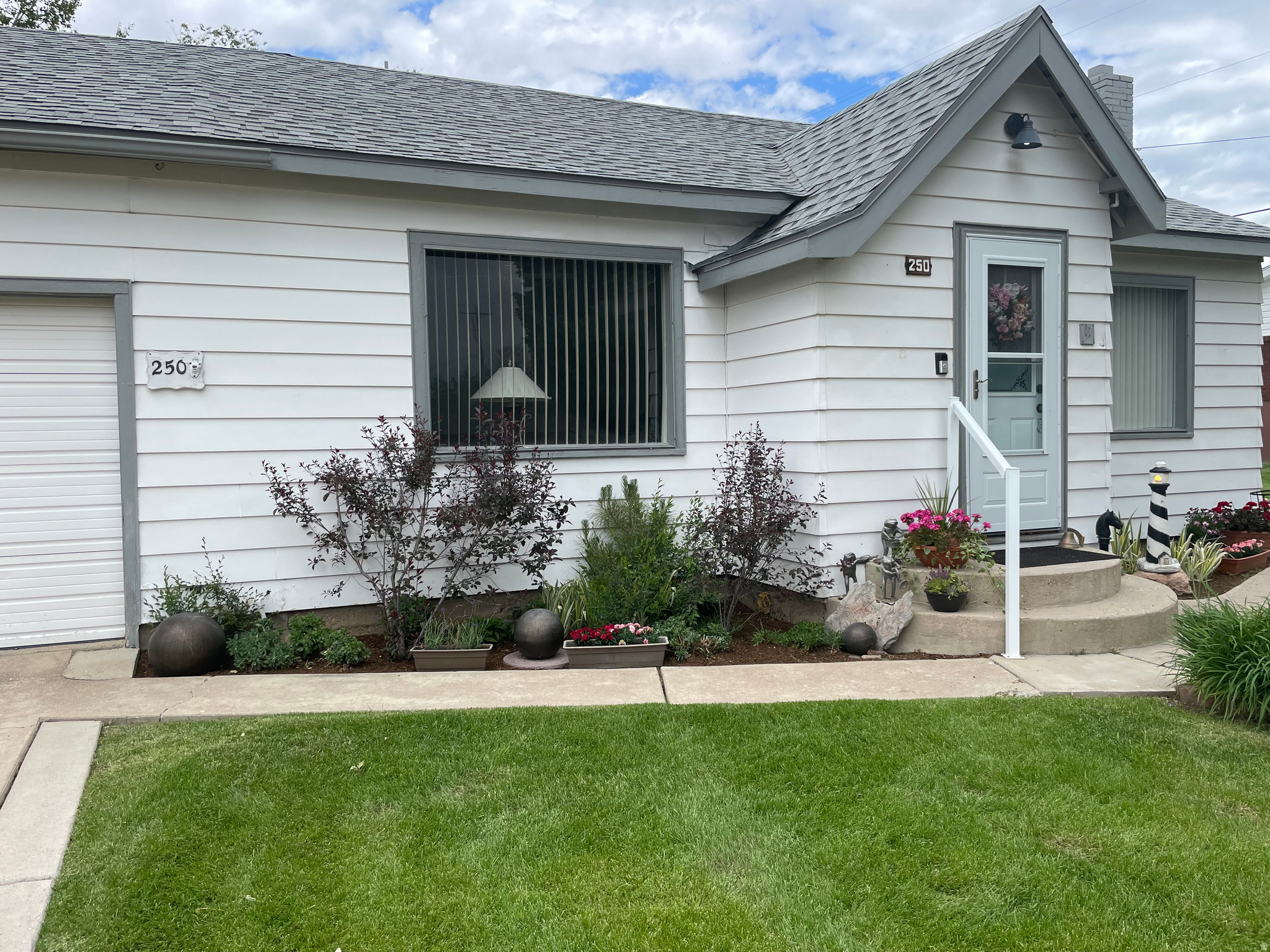 250 W 200 N, Beaver, UT 84713 — photo 1