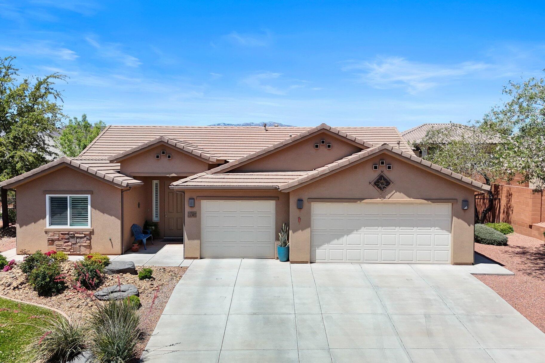 76 S 330 W, Ivins, UT 84738 — photo 1