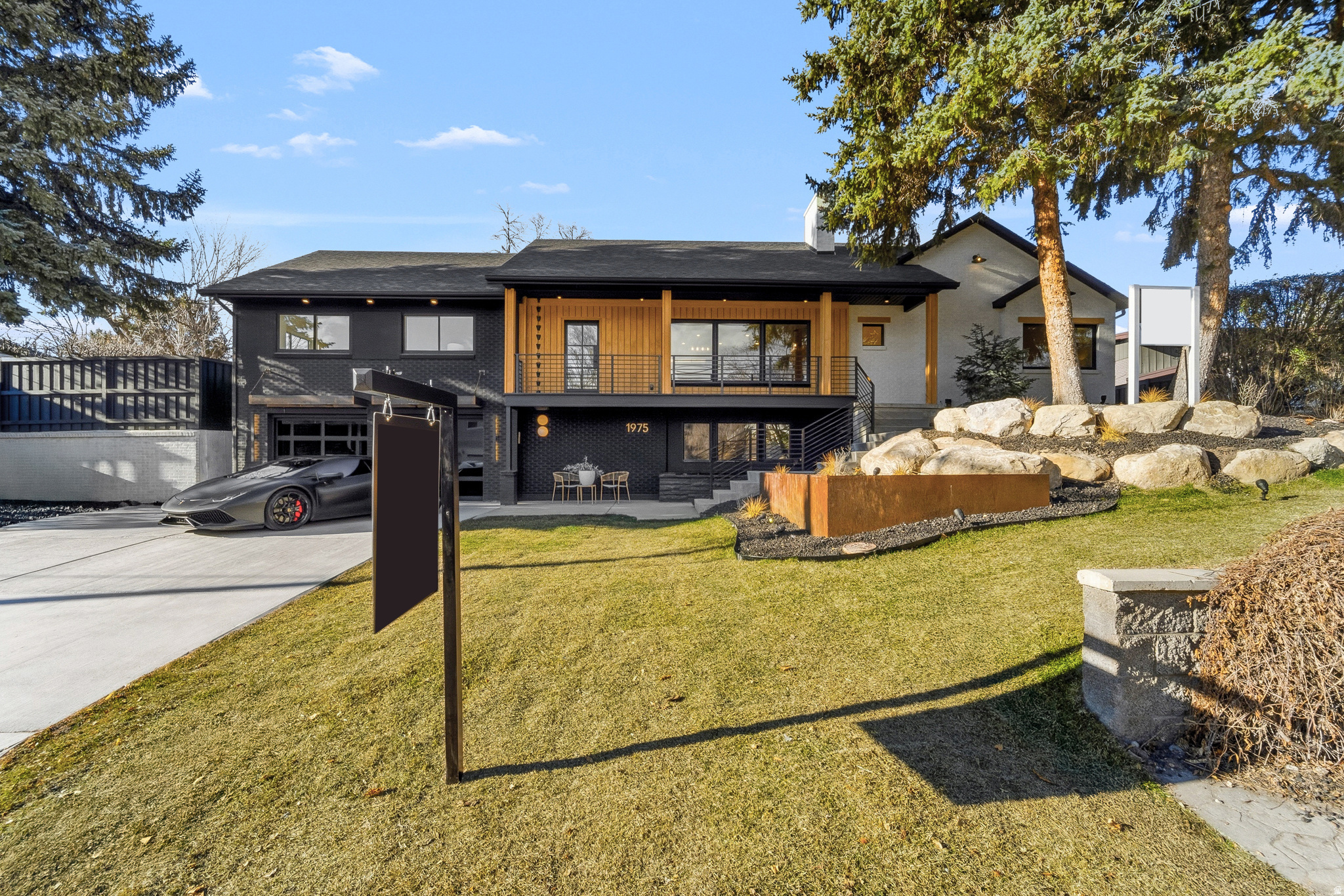 1975 E GUNDERSON LN, Holladay, UT 84124 — photo 1