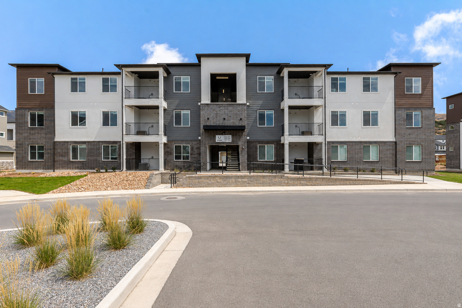 4695 S 690 W #U201, Mapleton, UT 84664 — photo 1