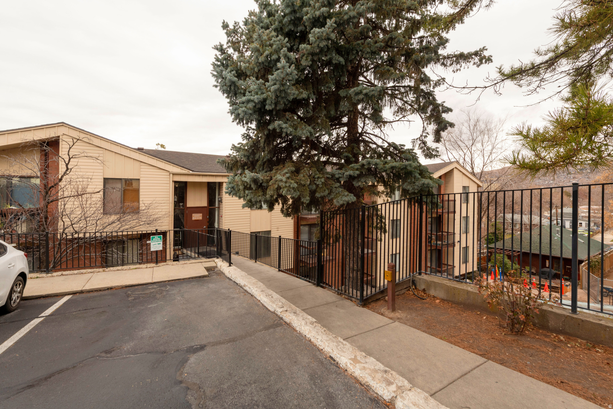 425 S 1000 E #311C, Salt Lake City, UT 84102 — photo 1