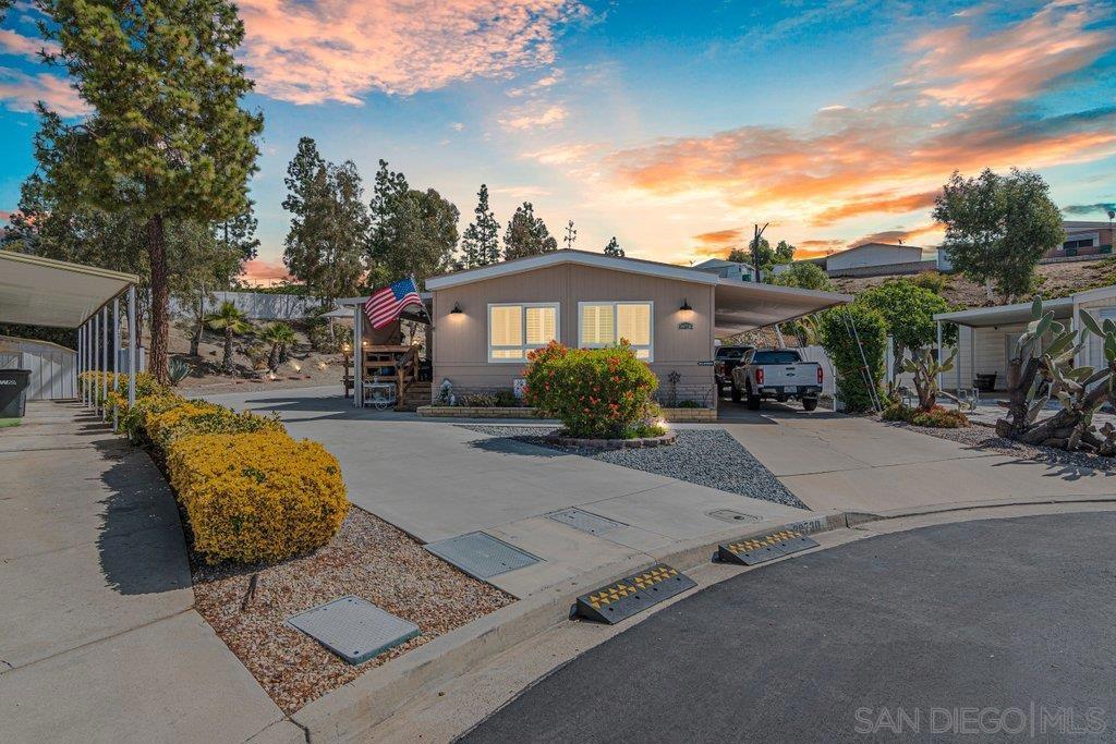 28730 via el avion, Murrieta, CA 92563 — photo 1