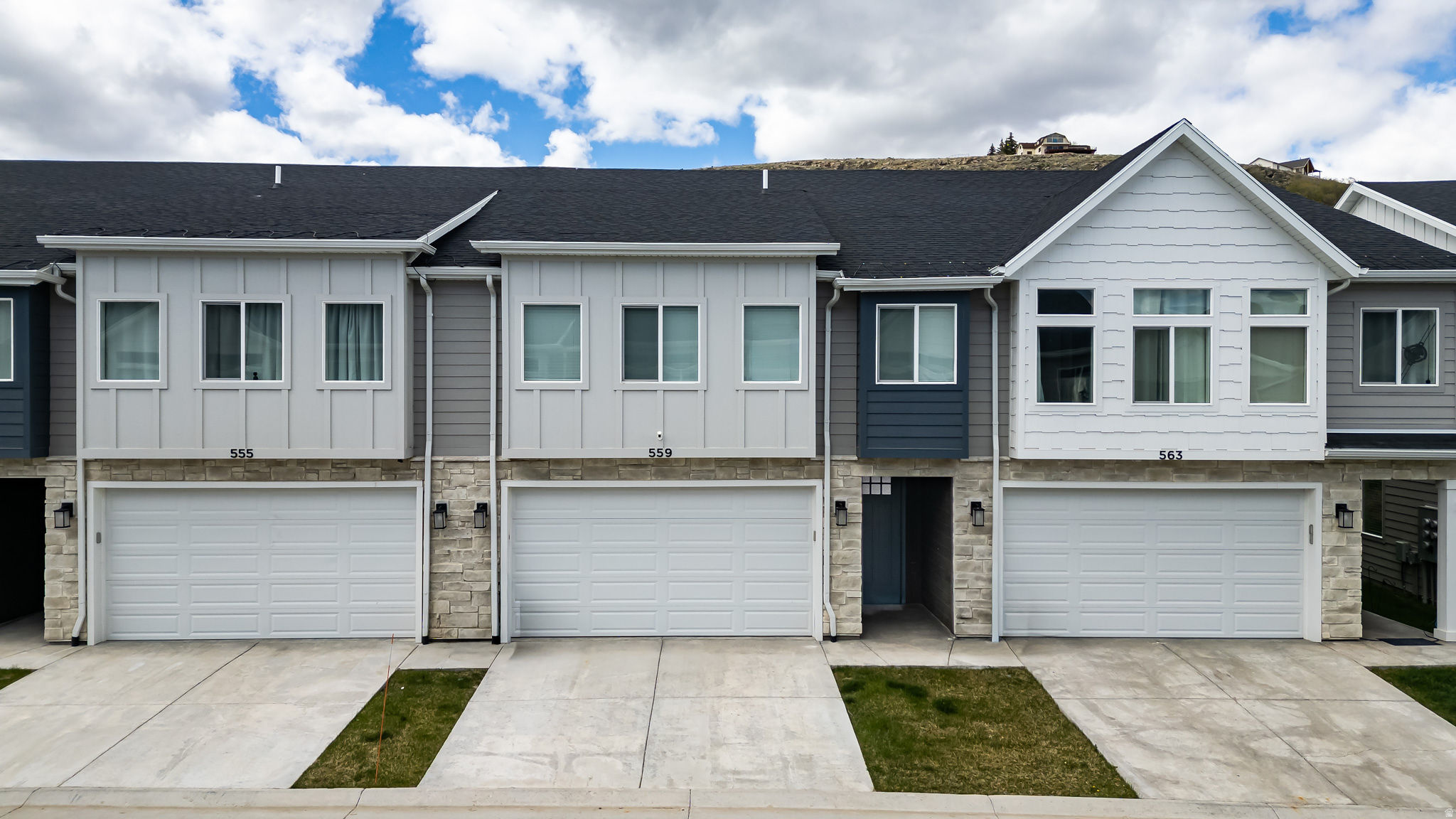 559 N BLUE LAKE ST, Garden City, UT 84028 — photo 1