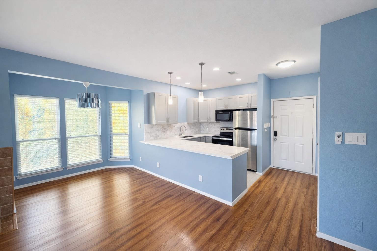 808 29th, Austin, TX 78705 — photo 1