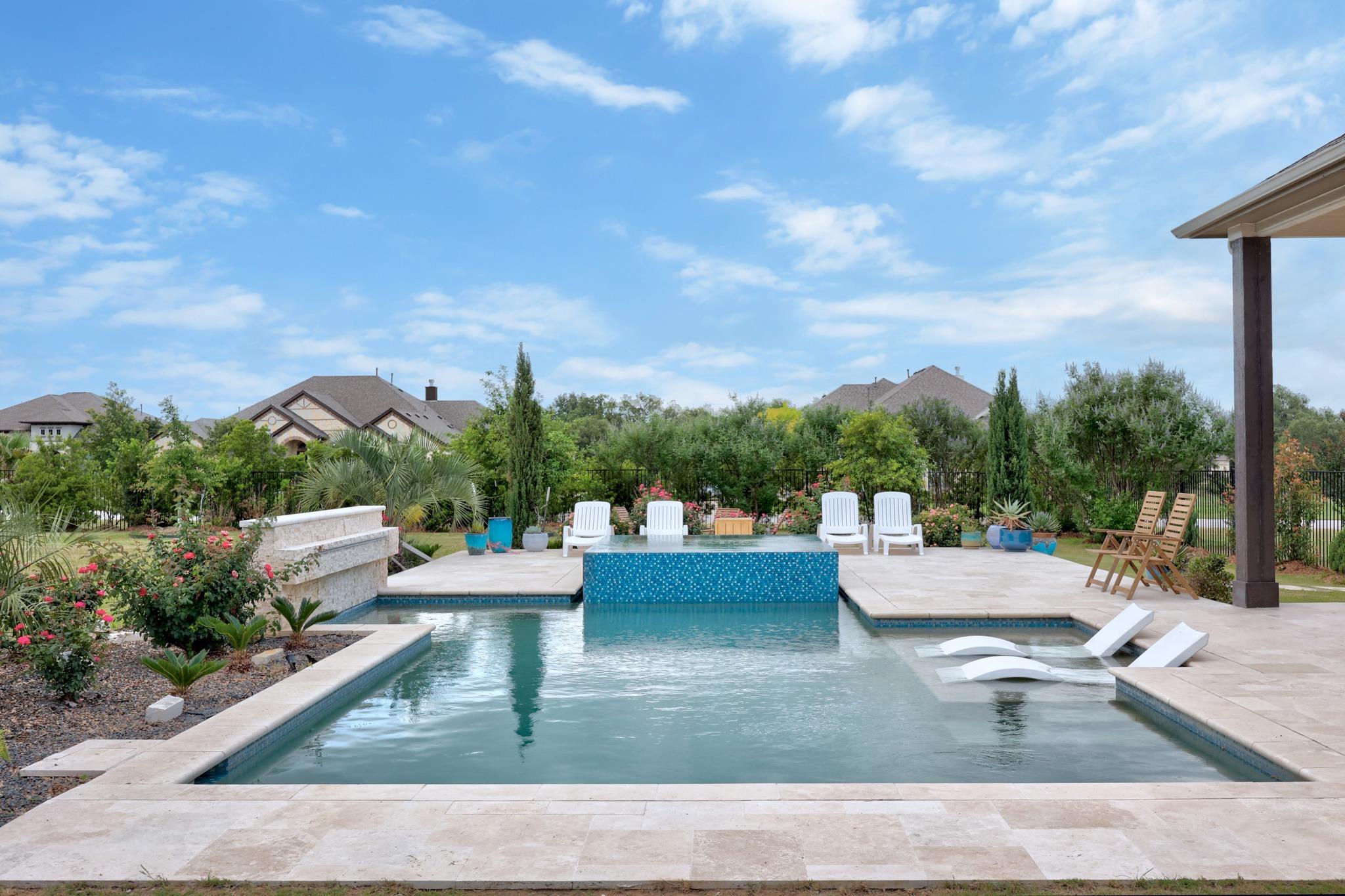331 Linden, Driftwood, TX 78619 — photo 1