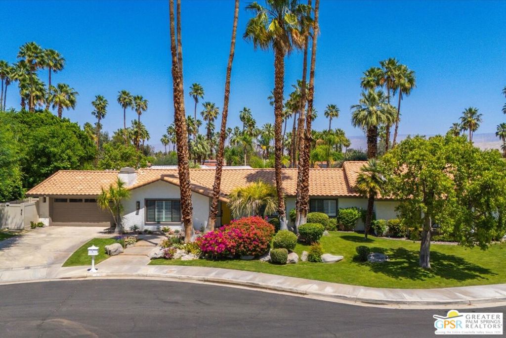 3172 E San Martin Circle, Palm Springs, CA 92264 — photo 1