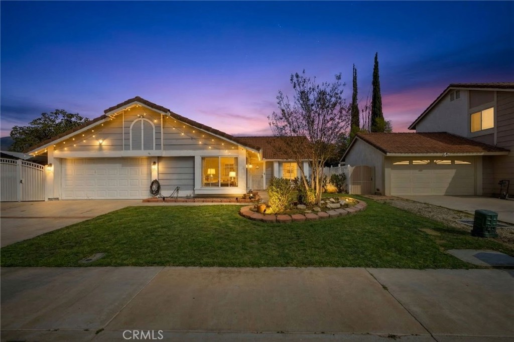 301 Oleander, San Jacinto, CA 92582 — photo 1