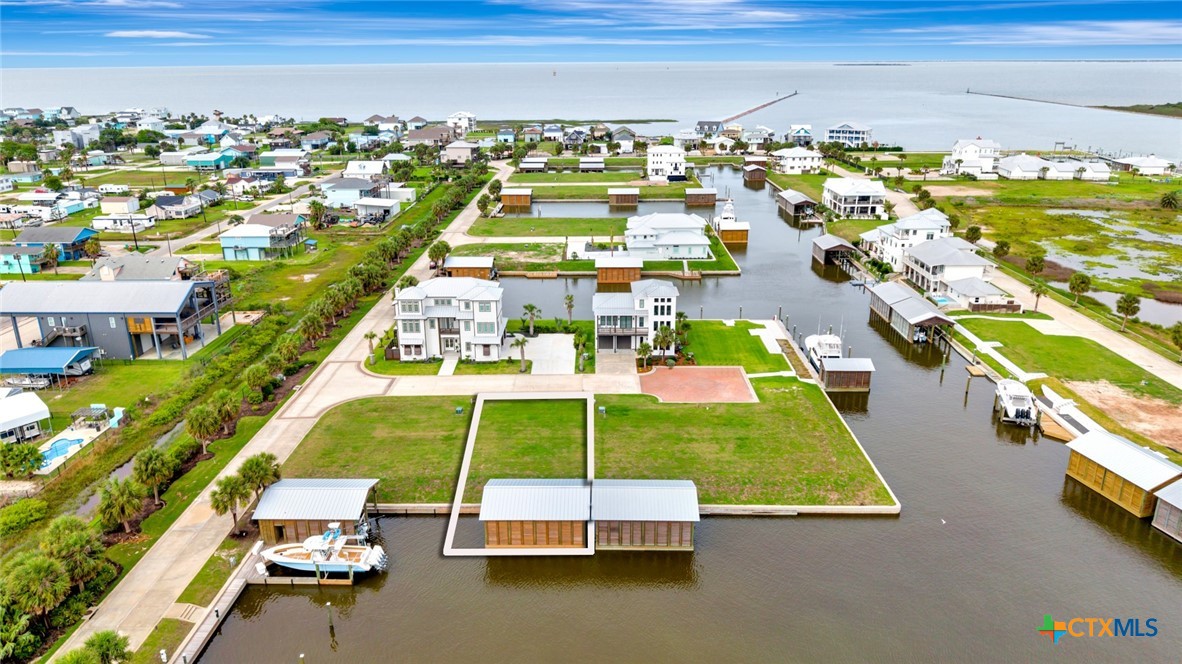 4 Cerith Drive, Port O'Connor, TX 77982 — photo 1