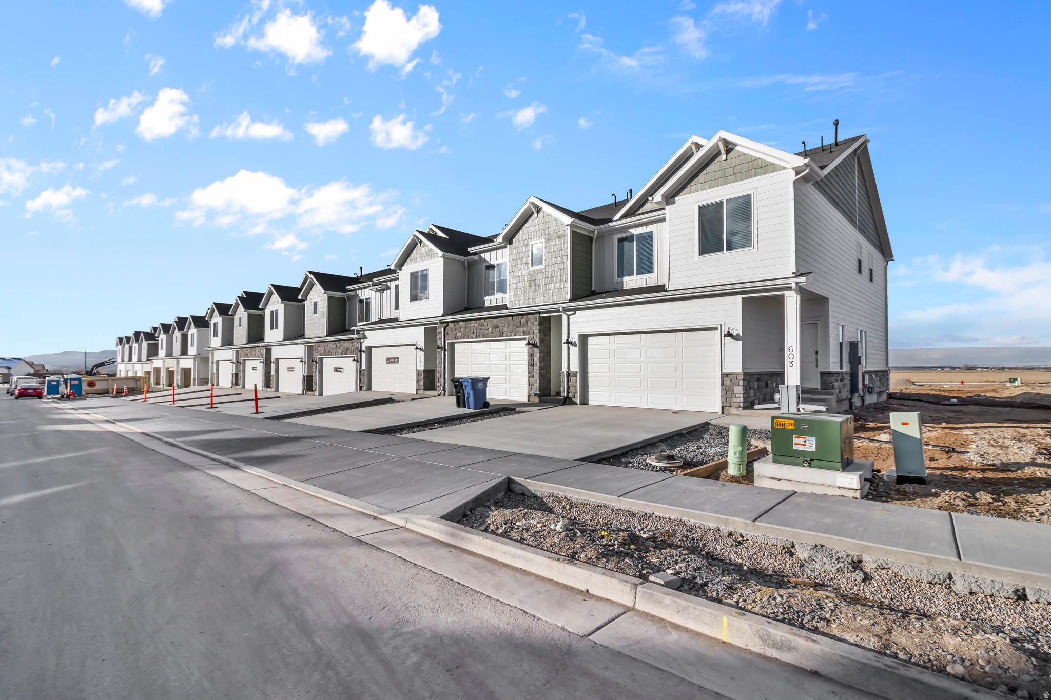 739 W 725 N, Smithfield, UT 84335 — photo 1