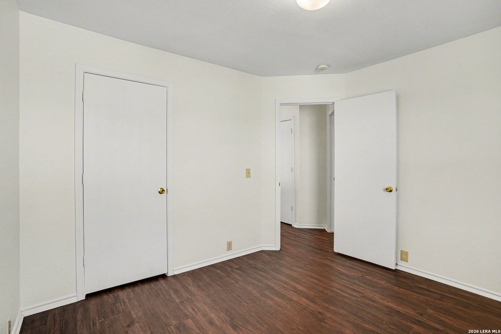 6013 Midcrown, , 78218 — photo 1
