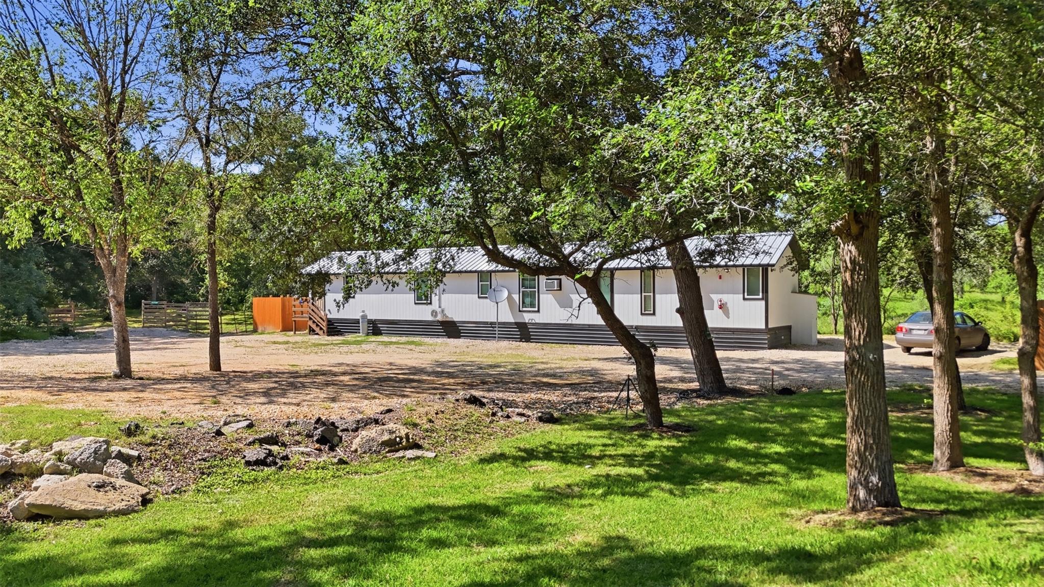 2540 FM 20, Red Rock, TX 78662 — photo 1