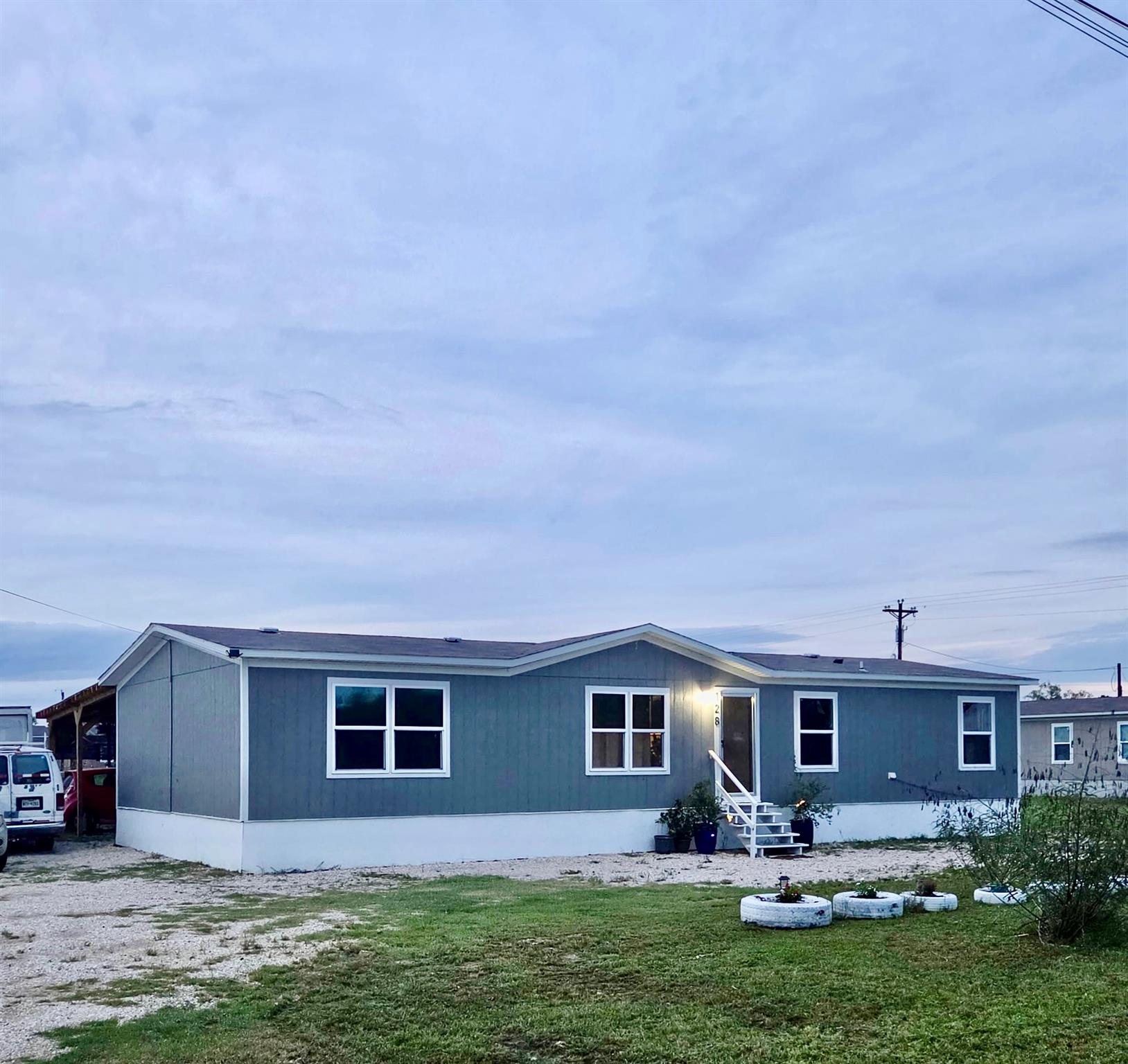 128 Ciervo, Cedar Creek, TX 78612 — photo 1
