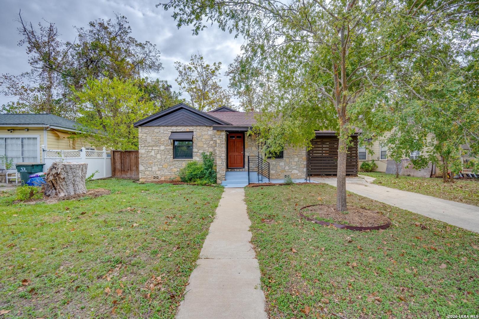 806 Barbara, , 78666 — photo 1