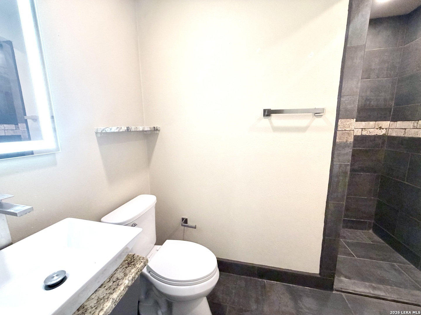 103 Brentwood Dr, ,  78130 — photo 1