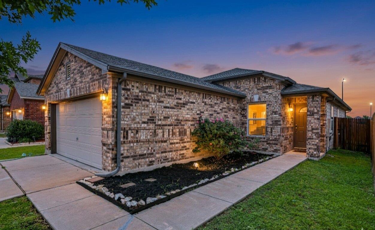 13637 Abraham Lincoln, Manor, TX 78653 — photo 1