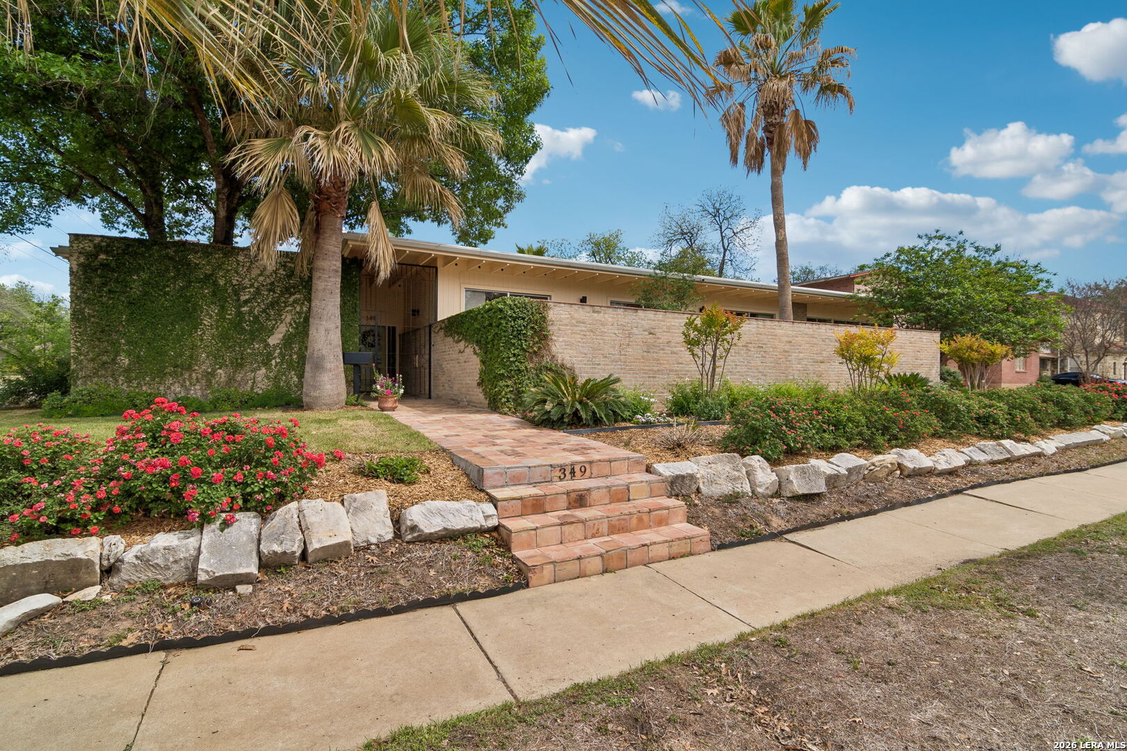 349 Mary Louise, ,  78201 — photo 1