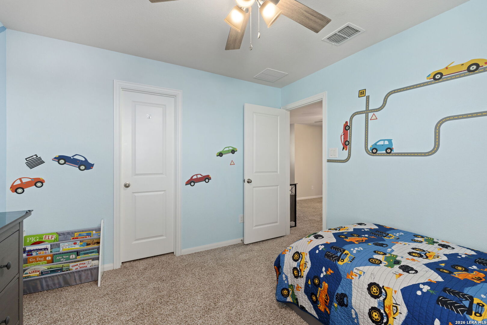 157 Foxhound Path, ,  78253 — photo 1