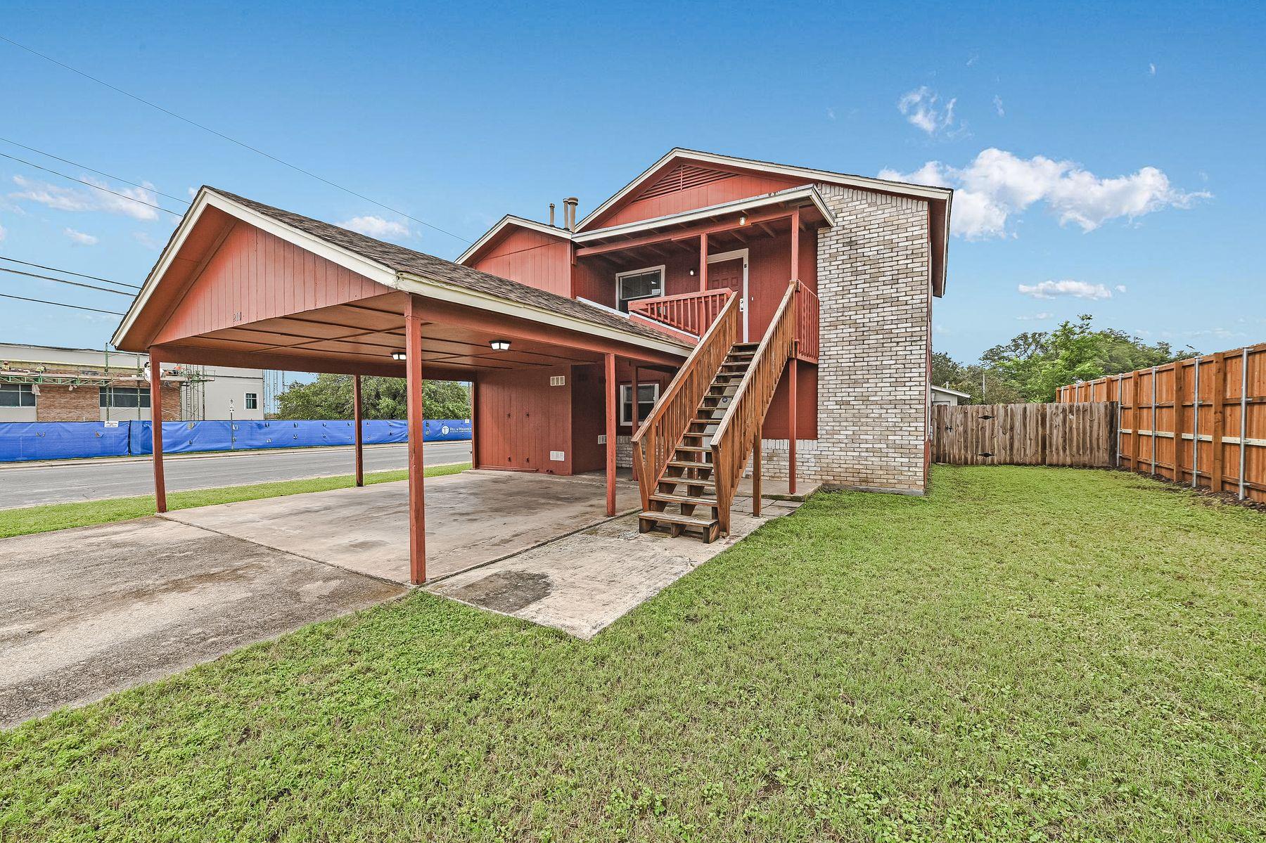 2111 Oak Motte, Austin, TX 78744 — photo 1