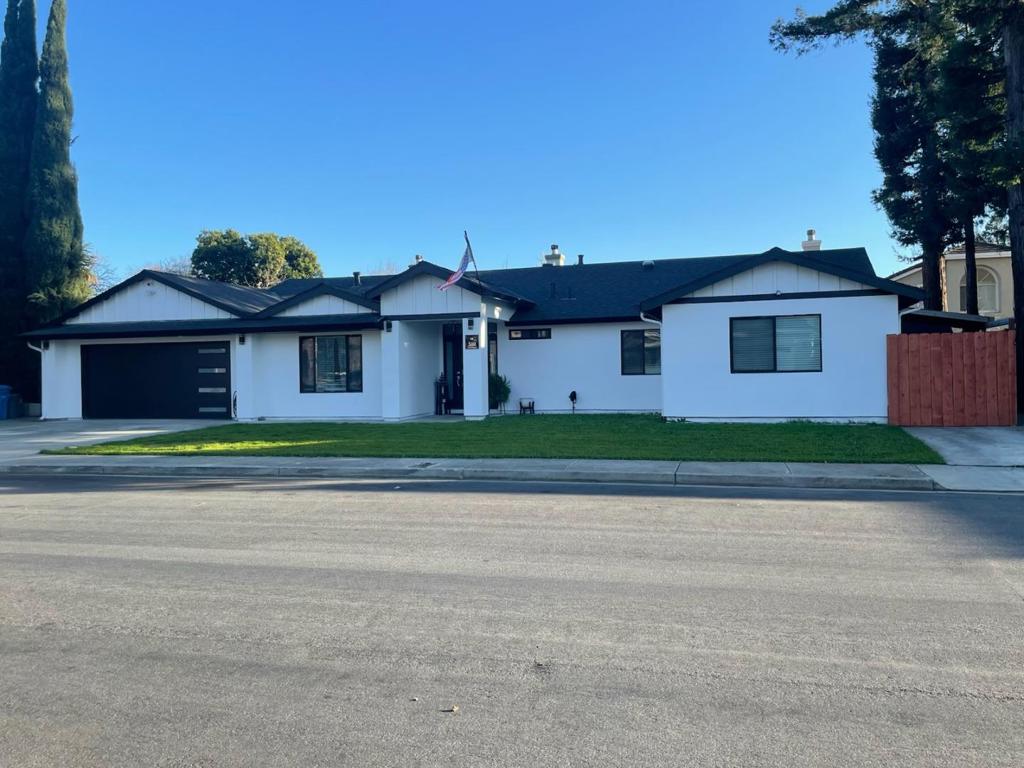 500 Ronan Avenue, Gilroy, CA 95020 — photo 1