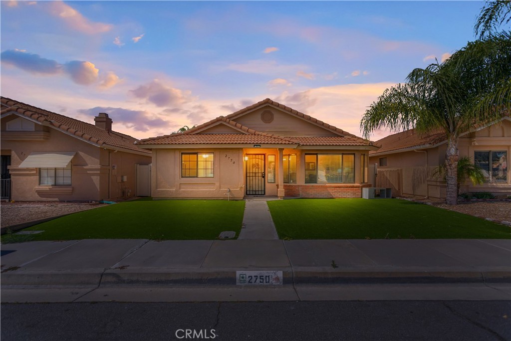 2750 La Paz, Hemet, CA 92545 — photo 1