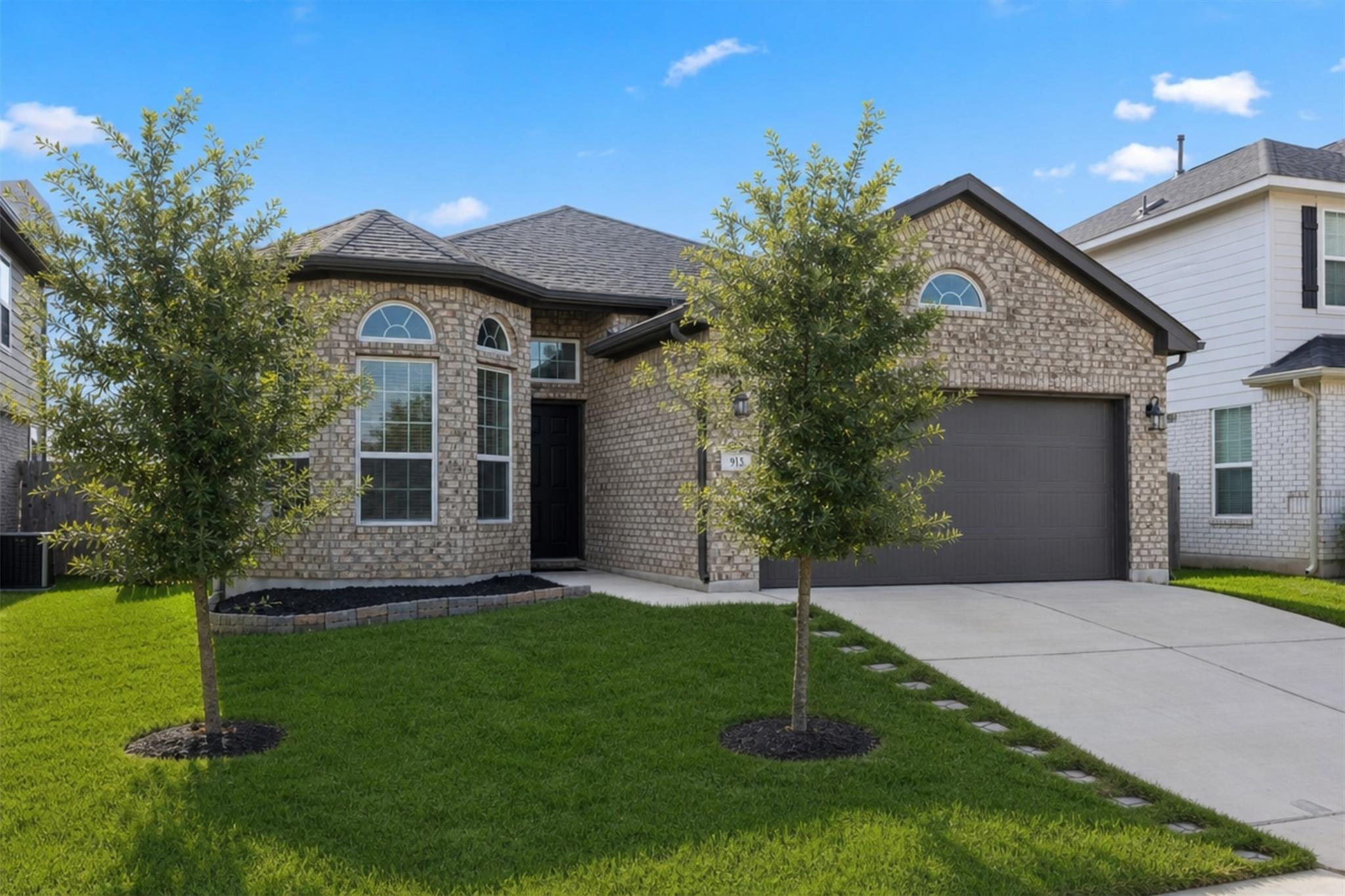 913 Blue Oak, San Marcos, TX 78666 — photo 1
