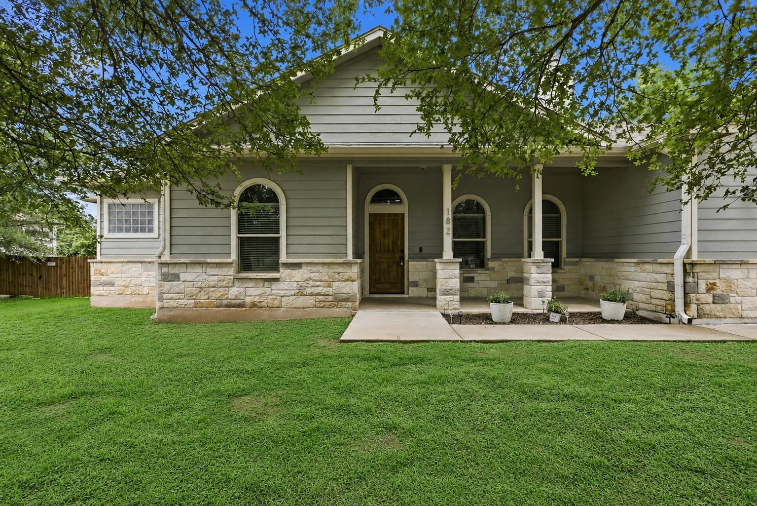182 Waipahoehoe, Bastrop, TX 78602 — photo 1