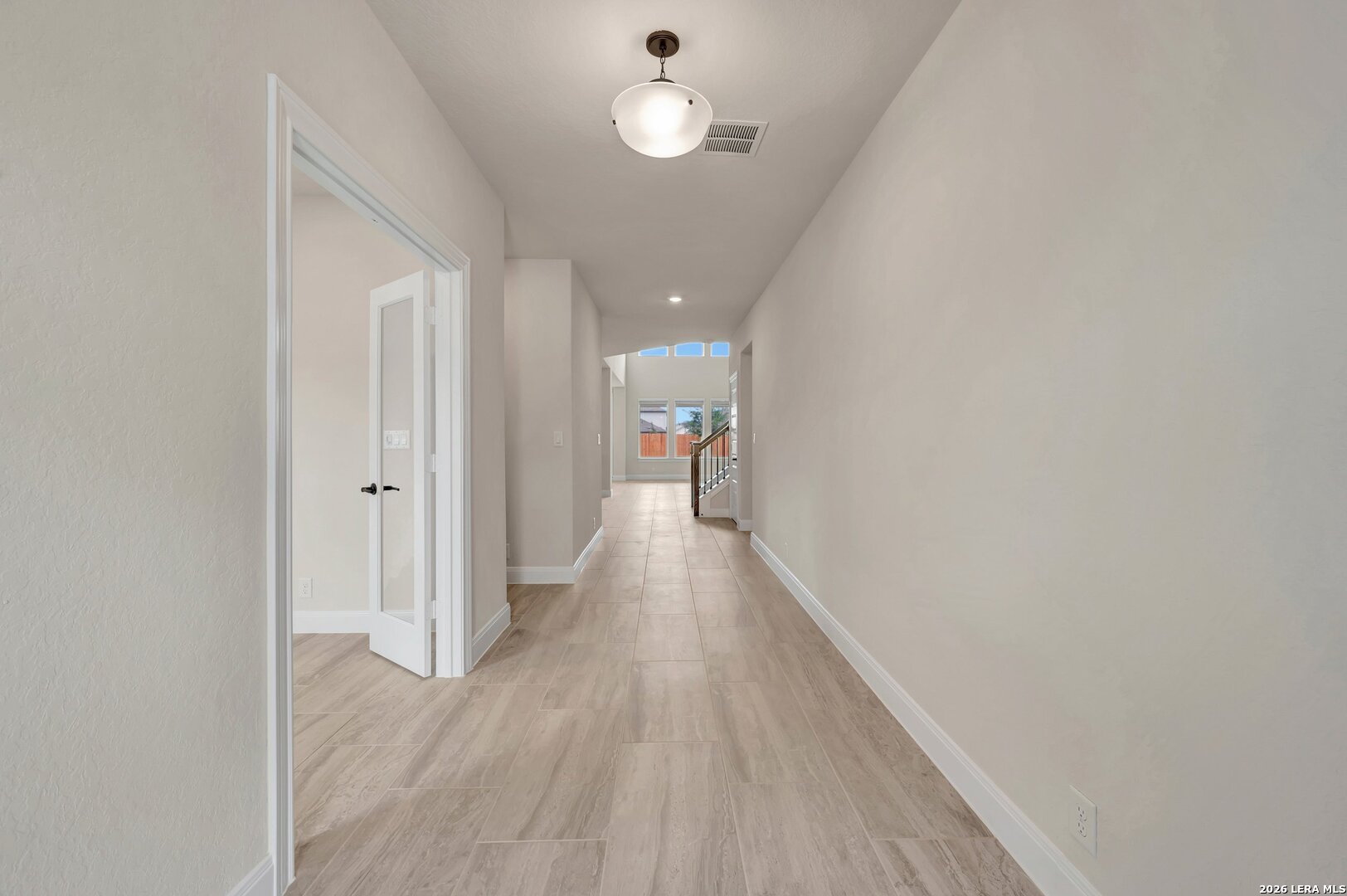 11742 Warlock, , 78254 — photo 1