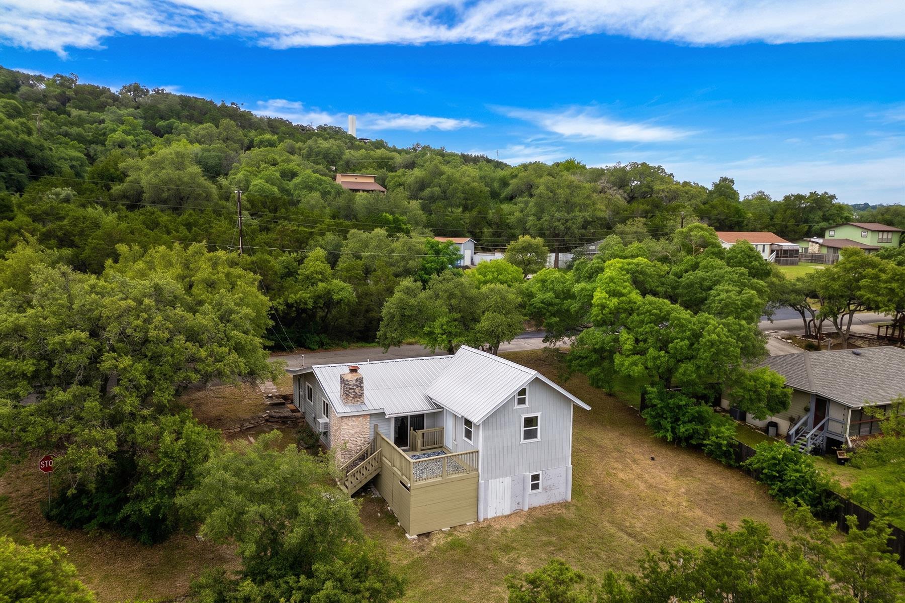 10913 Ridgeway, Jonestown, TX 78645 — photo 1