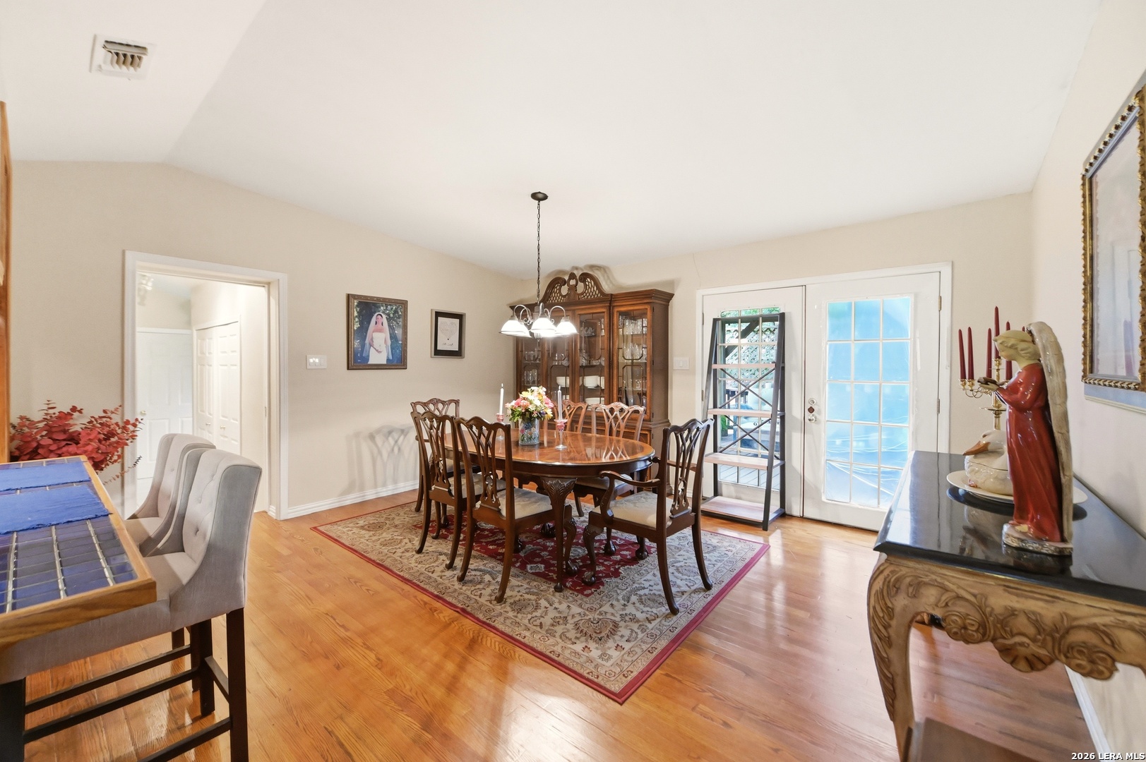 237 THORAIN BLVD, ,  78212 — photo 1