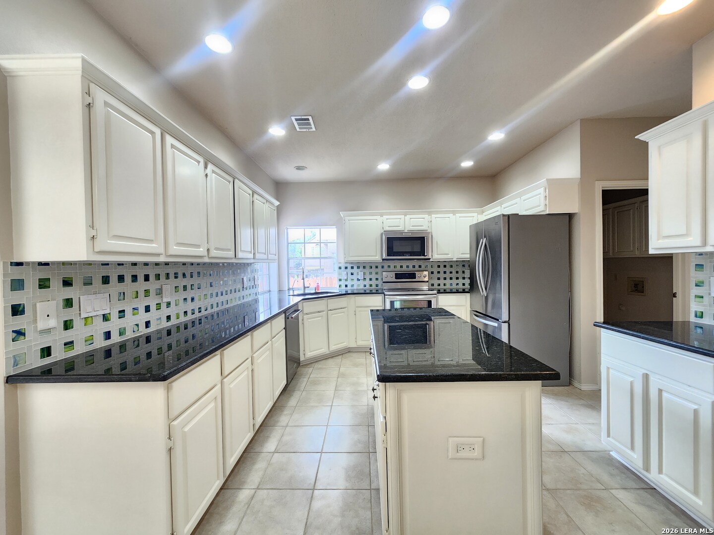21106 SONOMA, ,  78259 — photo 1