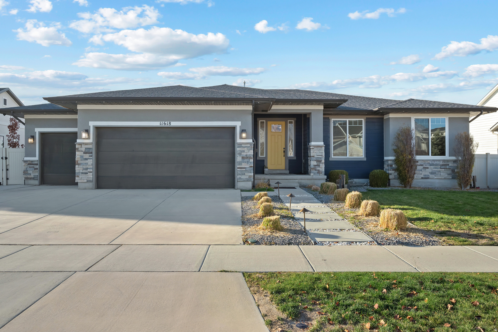 11618 S DOUGLAS DR, Draper, UT 84020 — photo 1