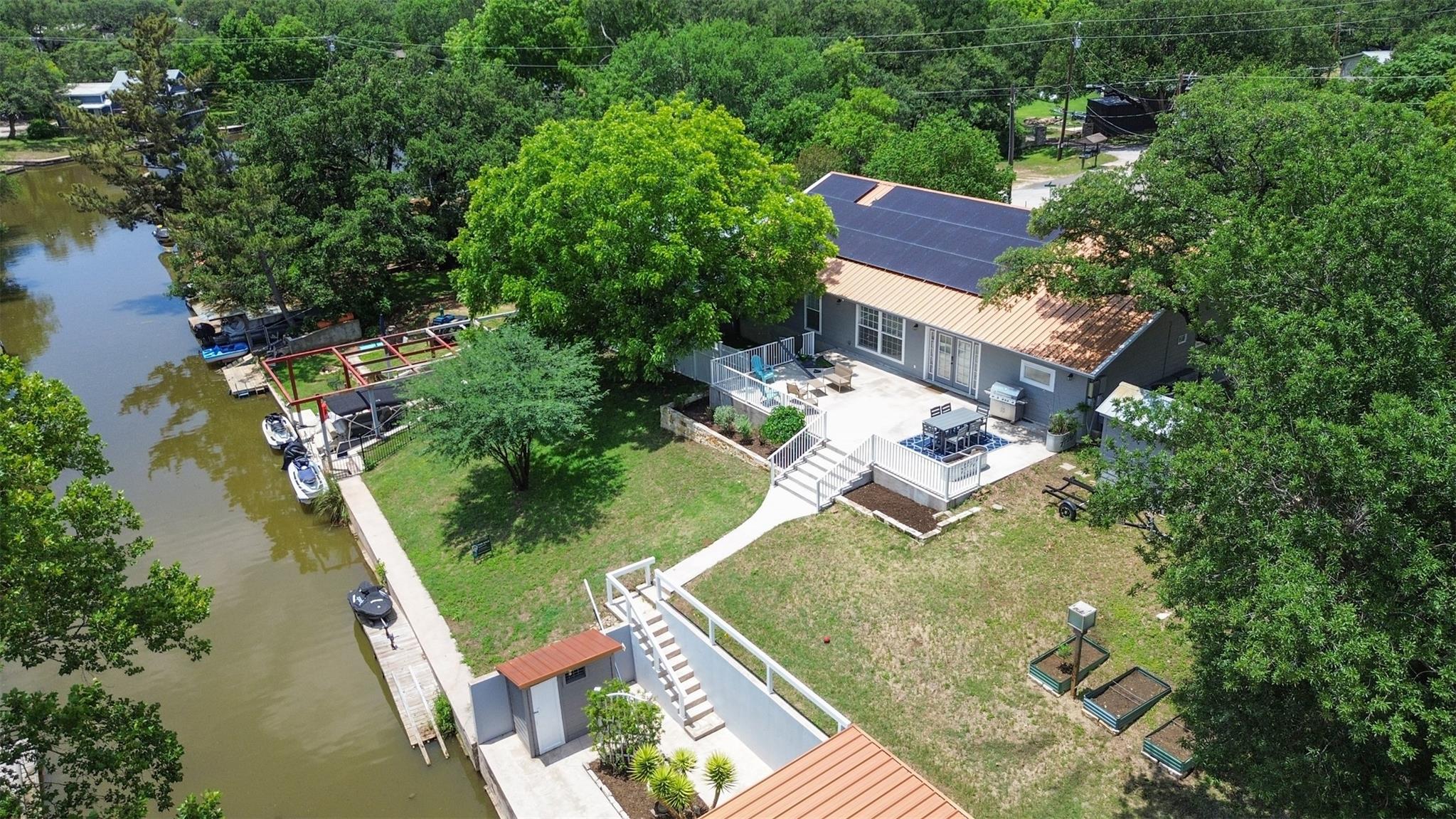 221 County Road 136C, Kingsland, TX 78639 — photo 1